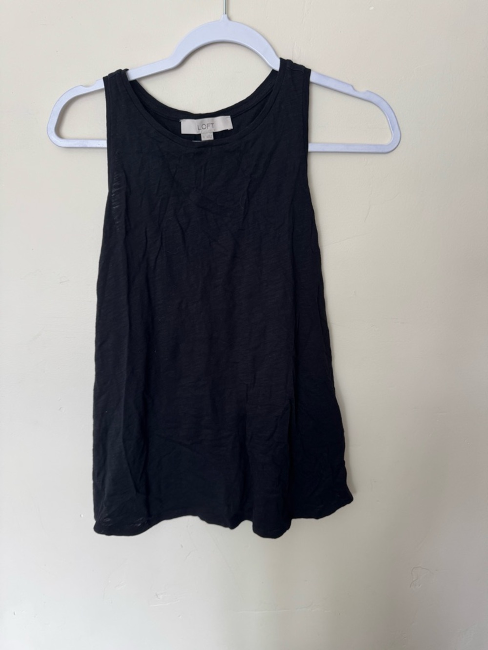 LOFT Black Sleeveless Tank Top